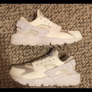 Nike Air Huarache Sneakers